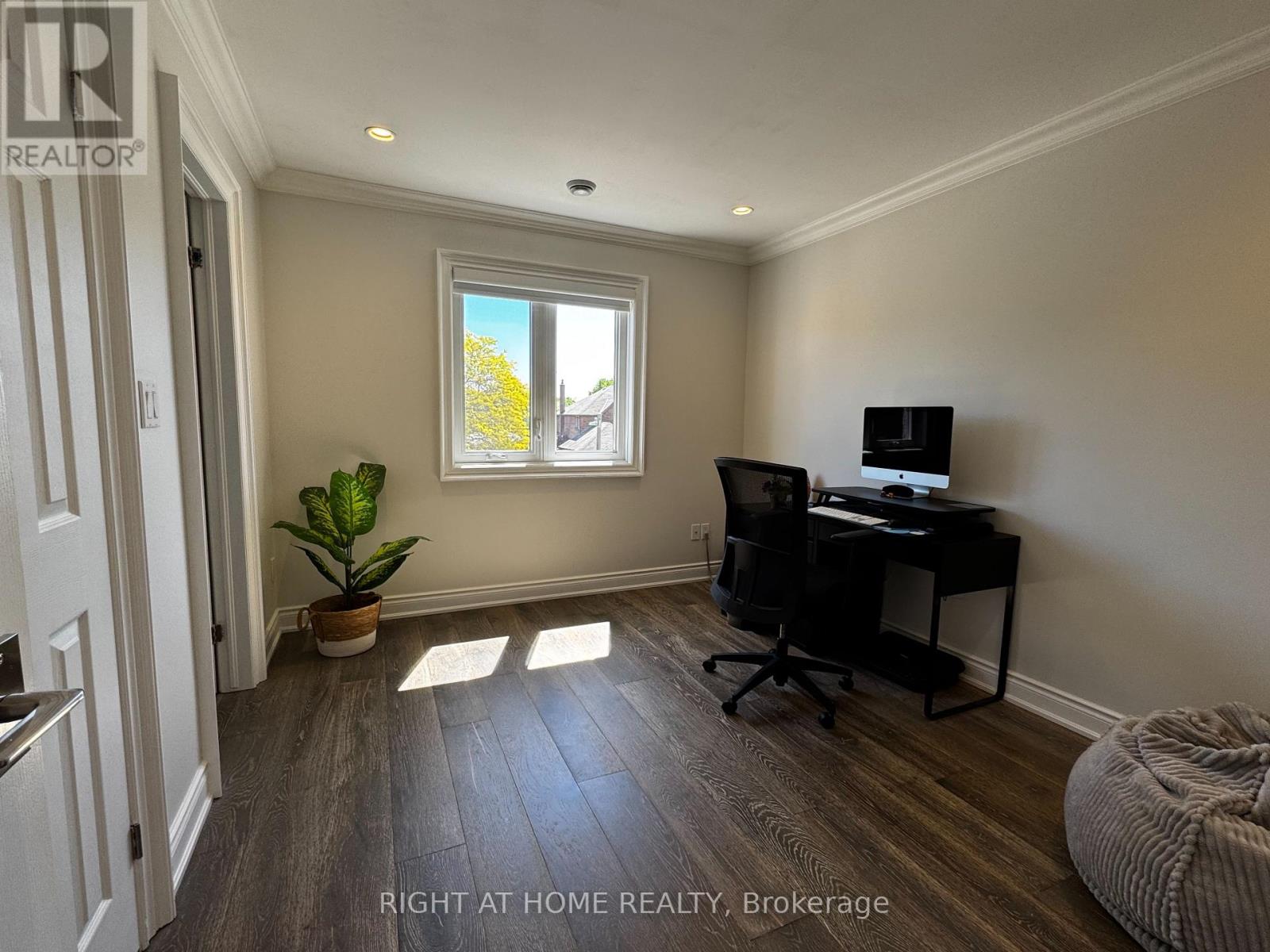 2134 GRENVILLE DRIVE - 15