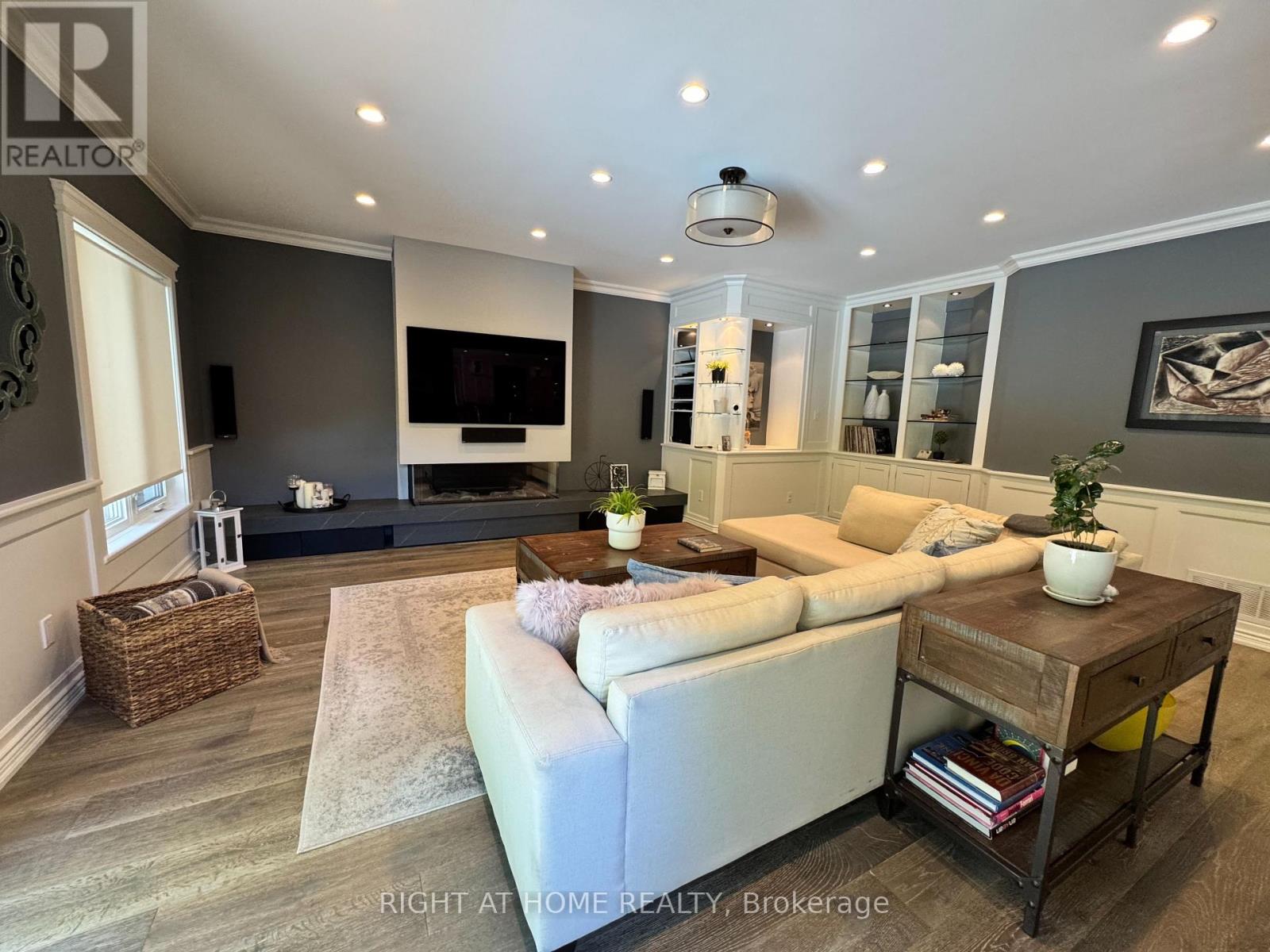 2134 GRENVILLE DRIVE - 28