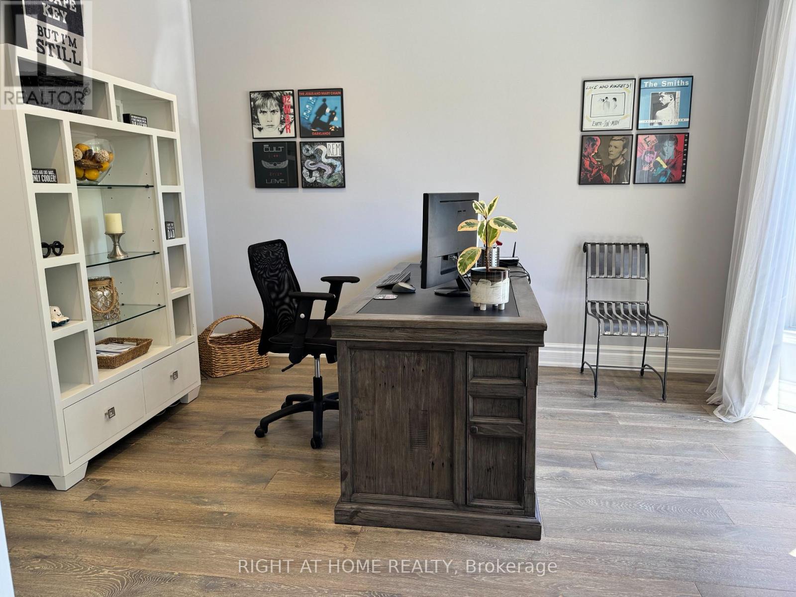 2134 GRENVILLE DRIVE - 32