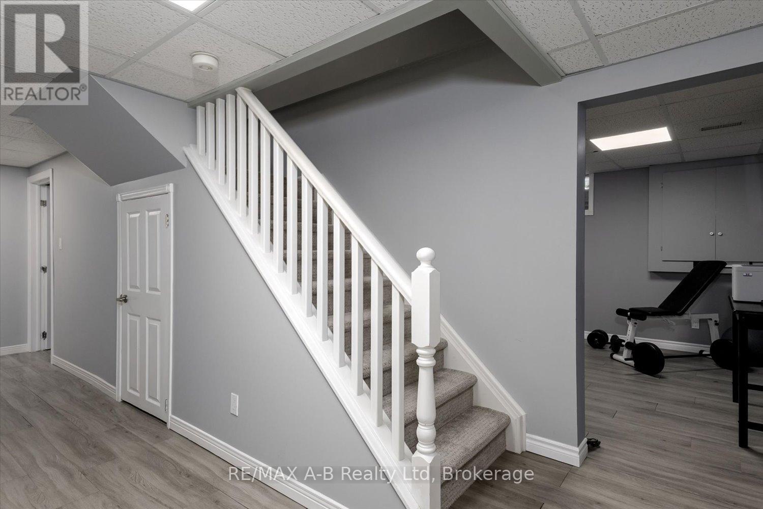 138 HURON ROAD - 29