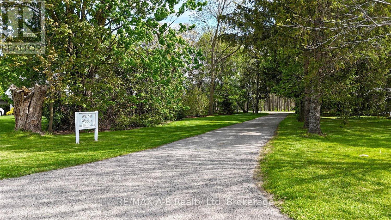 138 HURON ROAD - 4