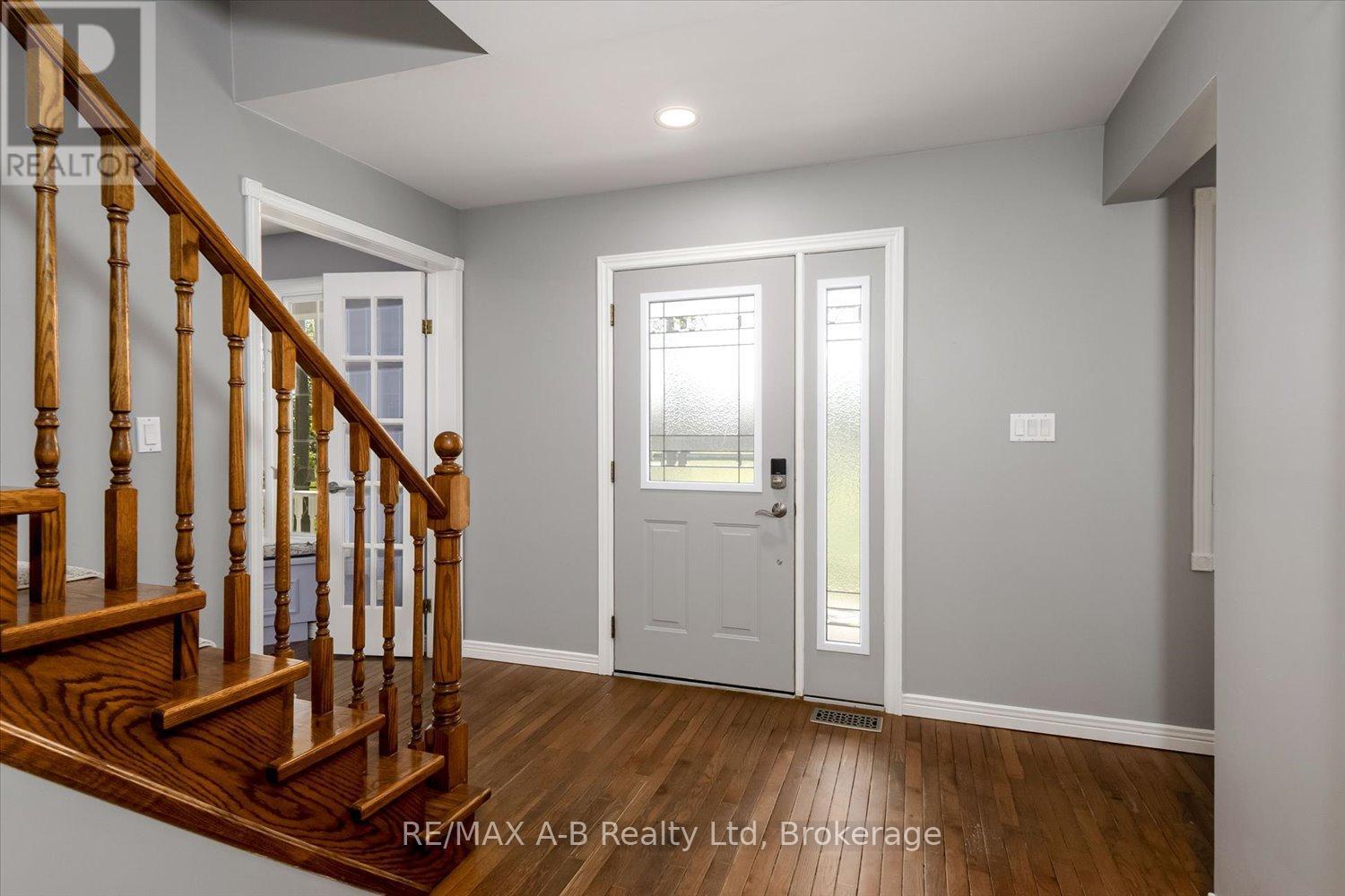 138 HURON ROAD - 6