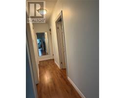 28-30 Bunkerhill Road thumbnail 8