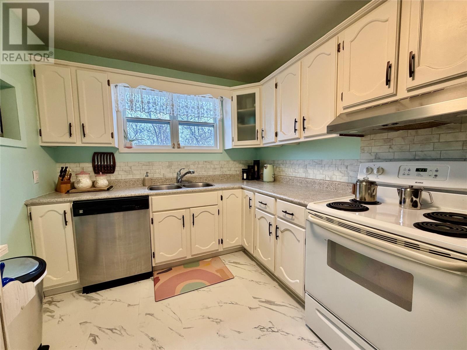 28-30 Bunkerhill Road - 9