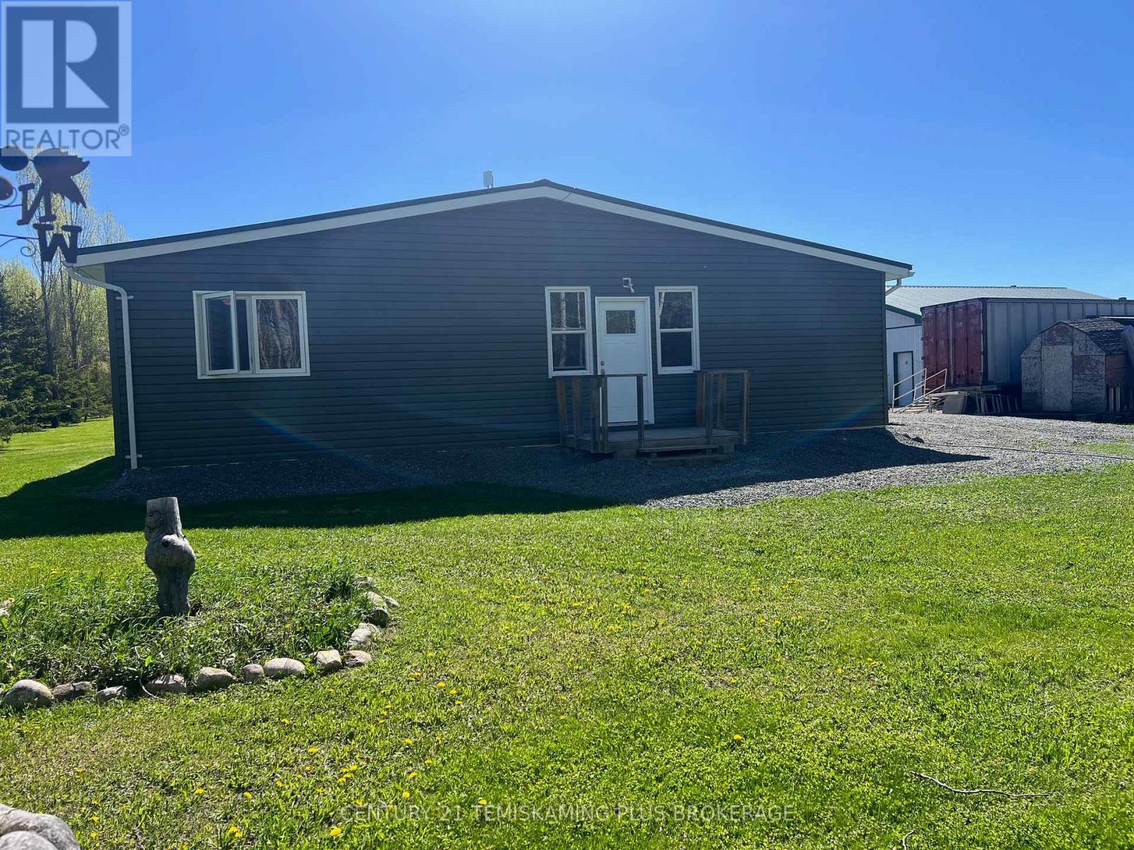 533142 RIVER ROAD N - 18