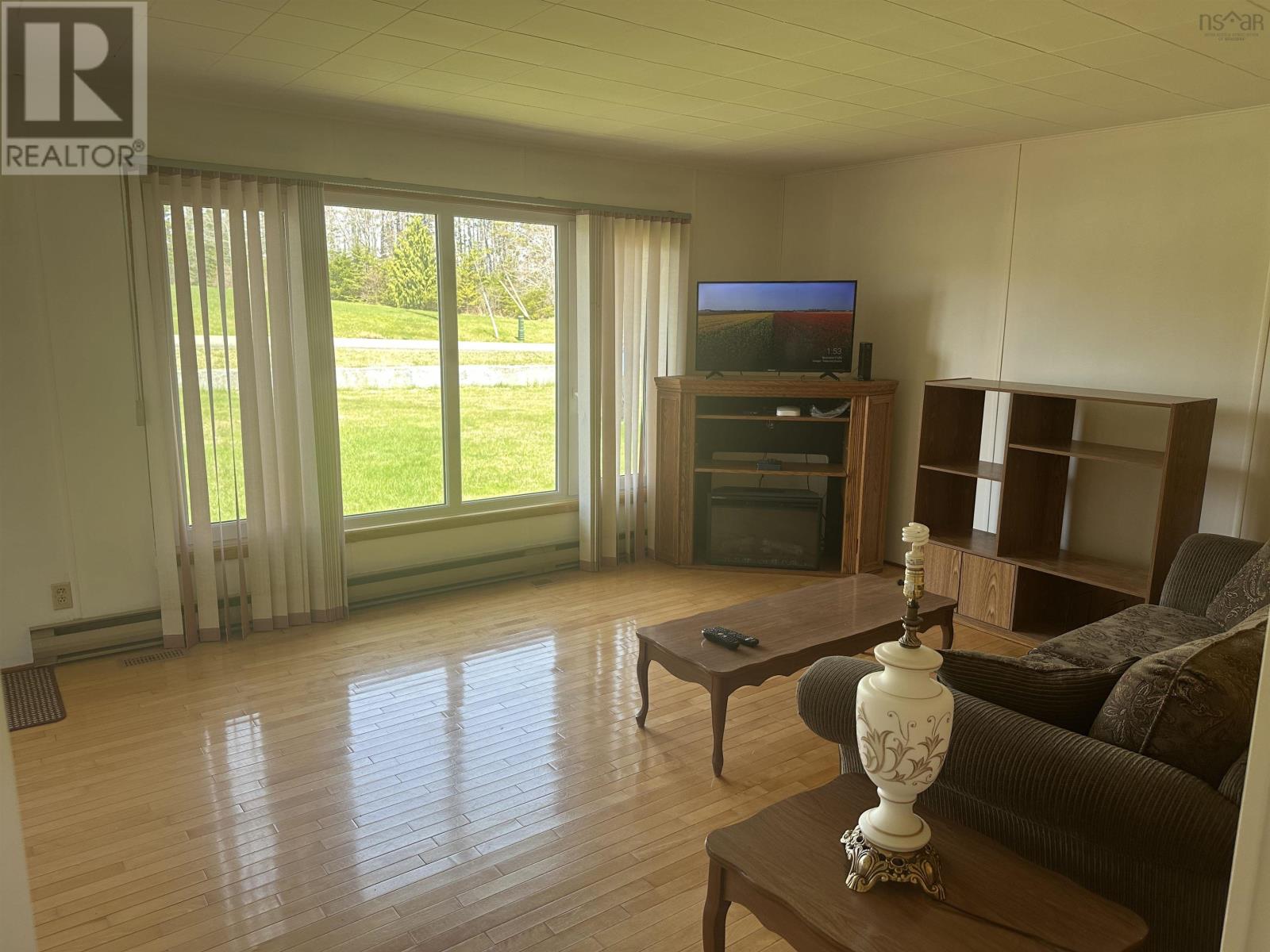 346 Grandique Ferry Road - 8