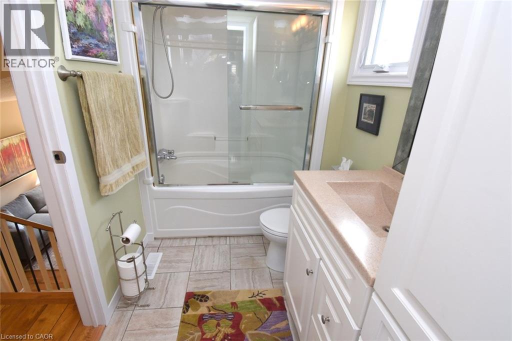 3200 GREENBOUGH Crescent - 33