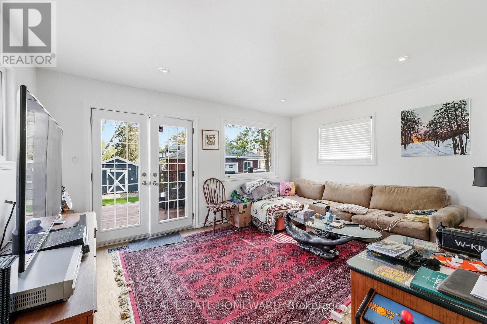 101 MAIN STREET - 24