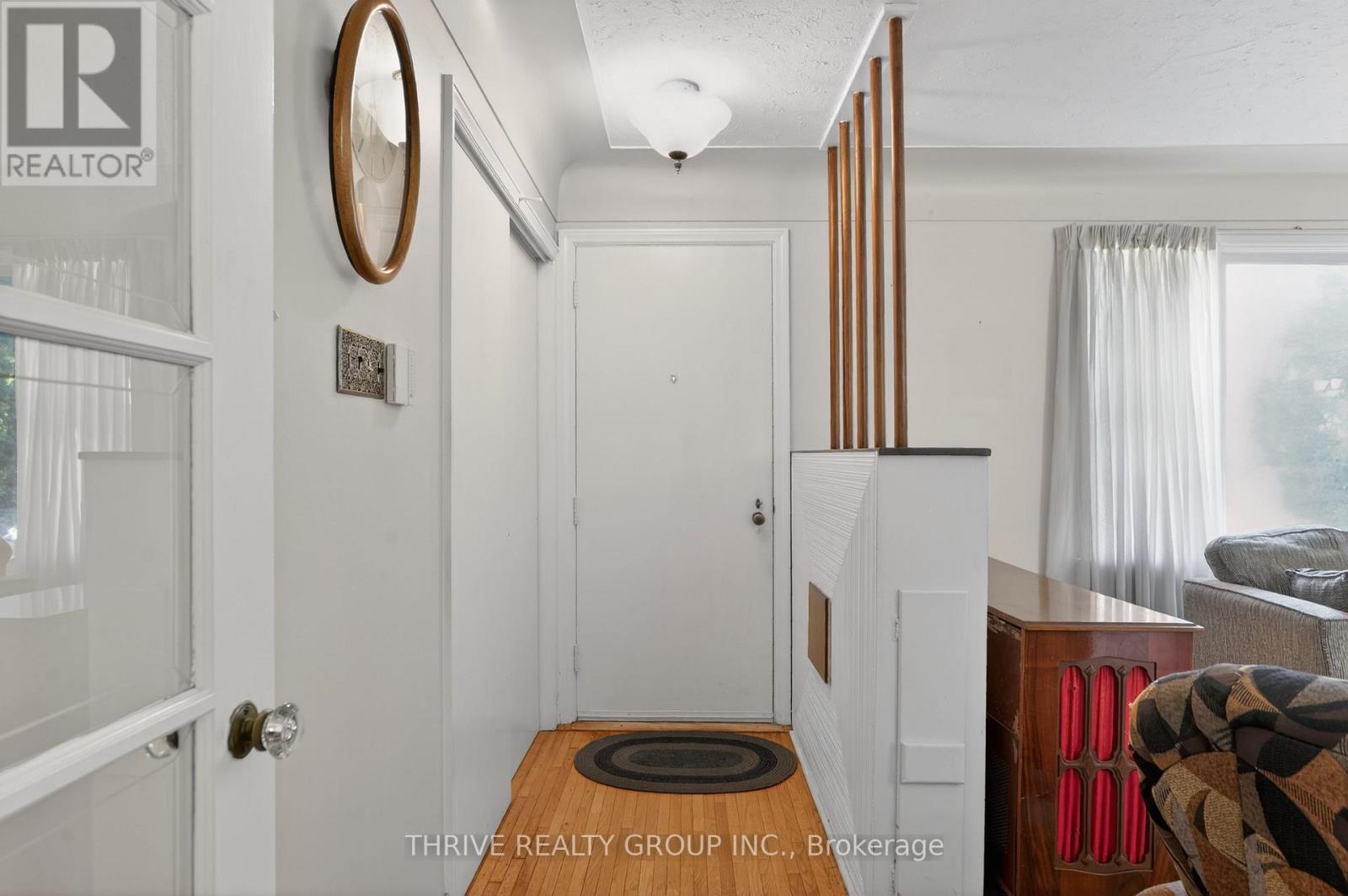 693 KIPPS LANE - 5