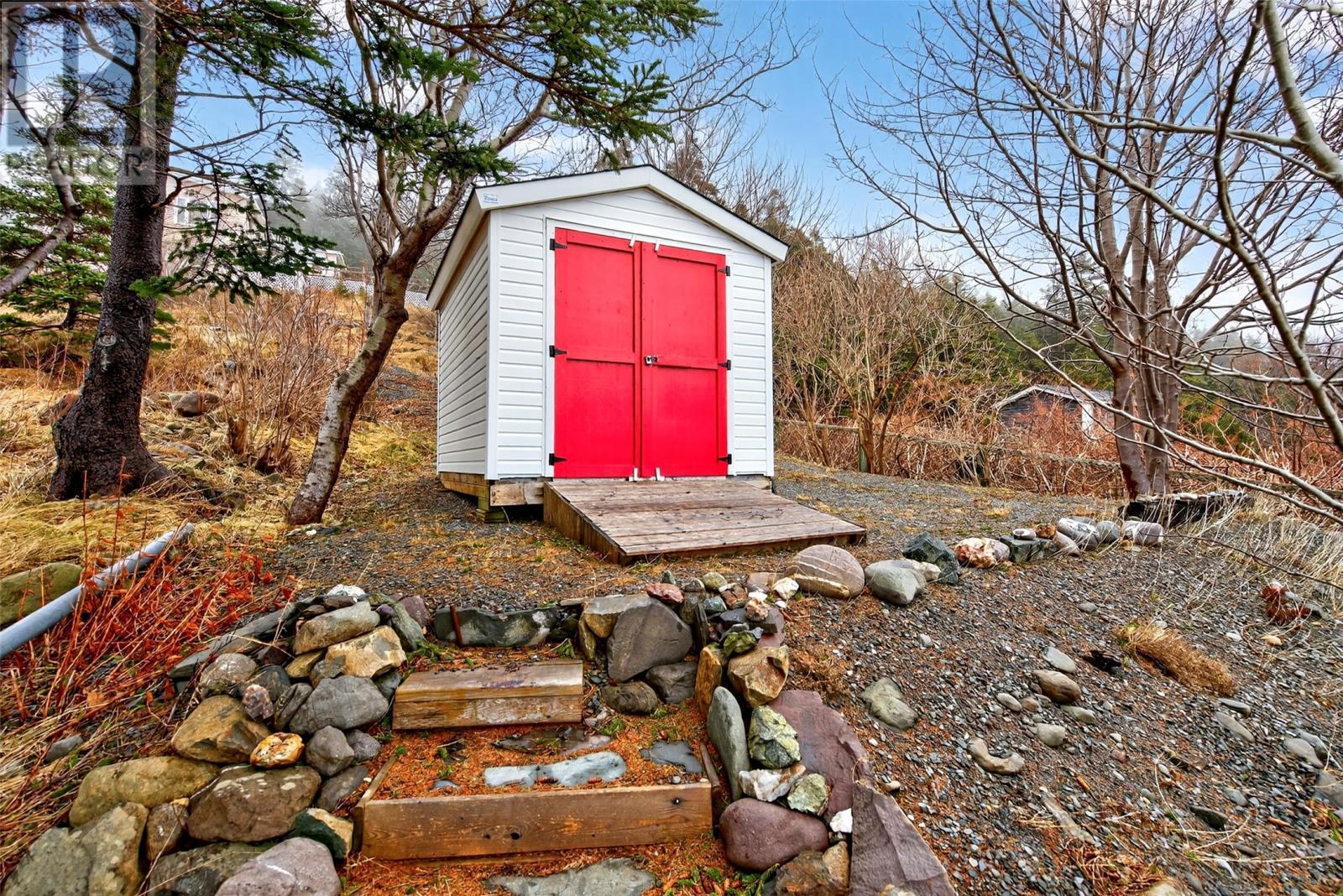 1288 Main Road - 10