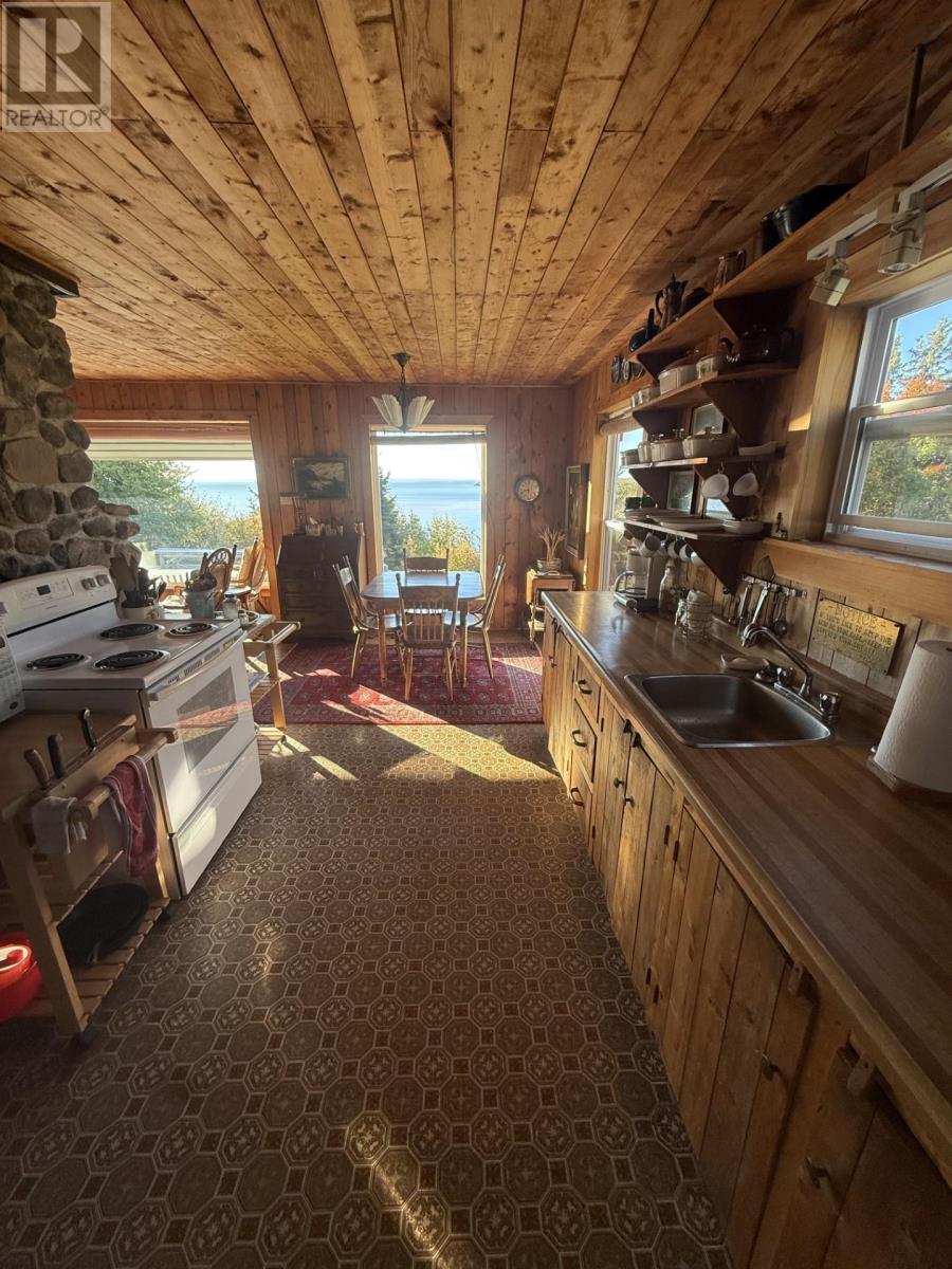 80 TERAG LANE, LAKEVALE, ANT. CO. N.S. - 23