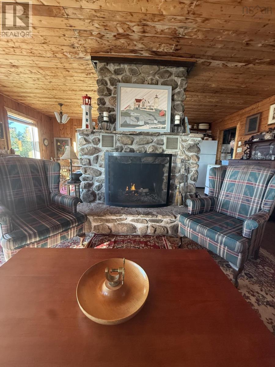 80 TERAG LANE, LAKEVALE, ANT. CO. N.S. - 17