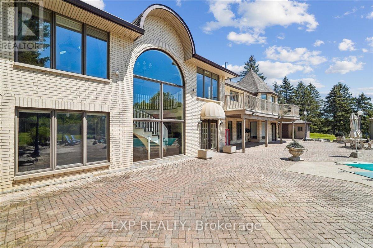 332 BURNS BOULEVARD - 38