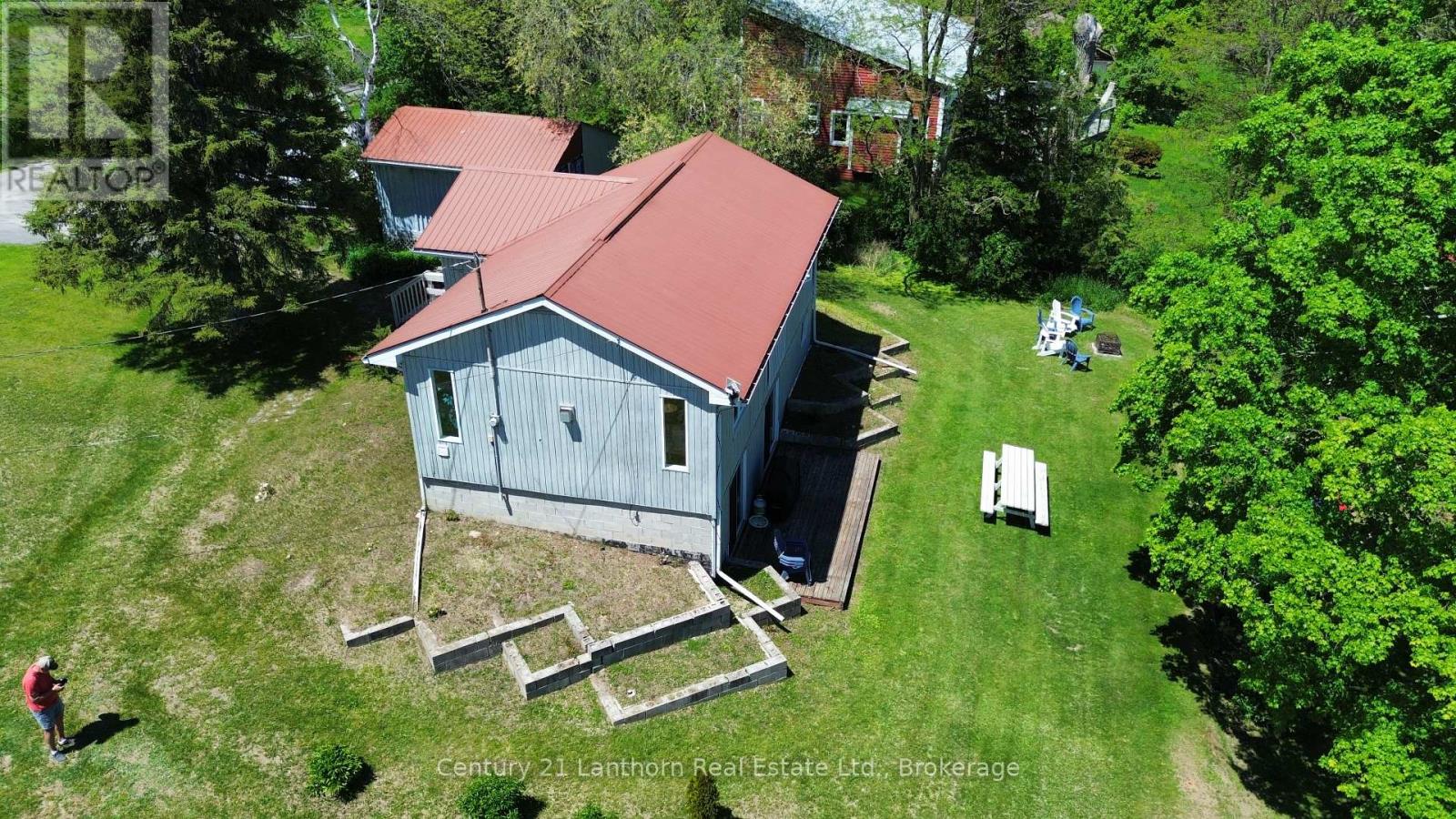 124 RICHARDSON LANE - 40