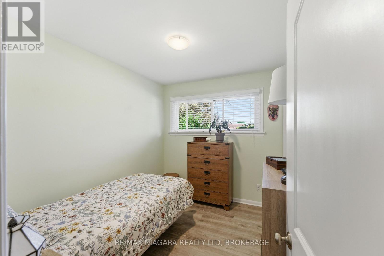 3169 FRANCES AVENUE - 17