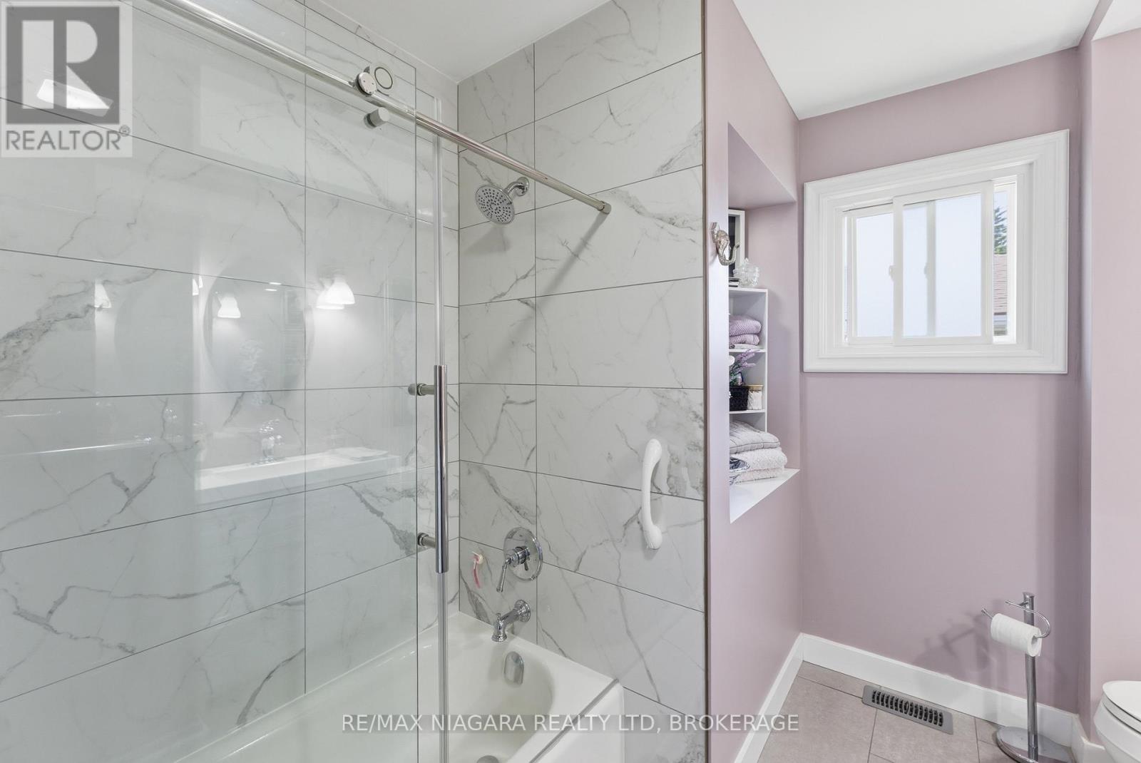 3169 FRANCES AVENUE - 21