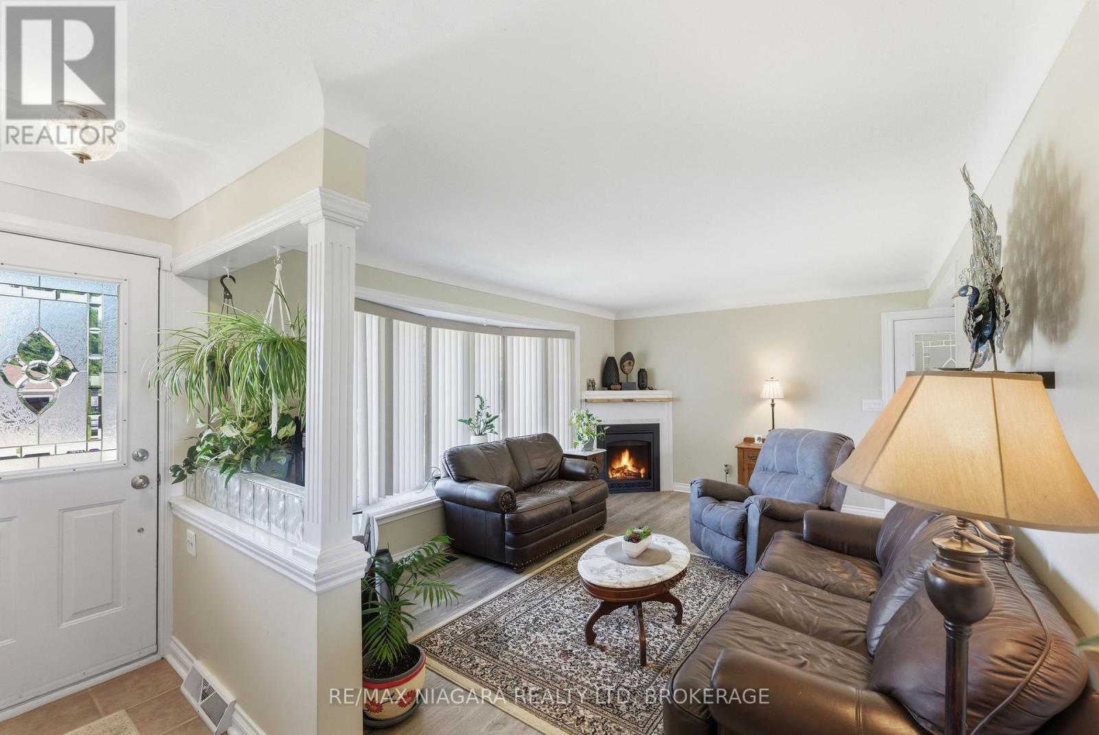 3169 FRANCES AVENUE - 6