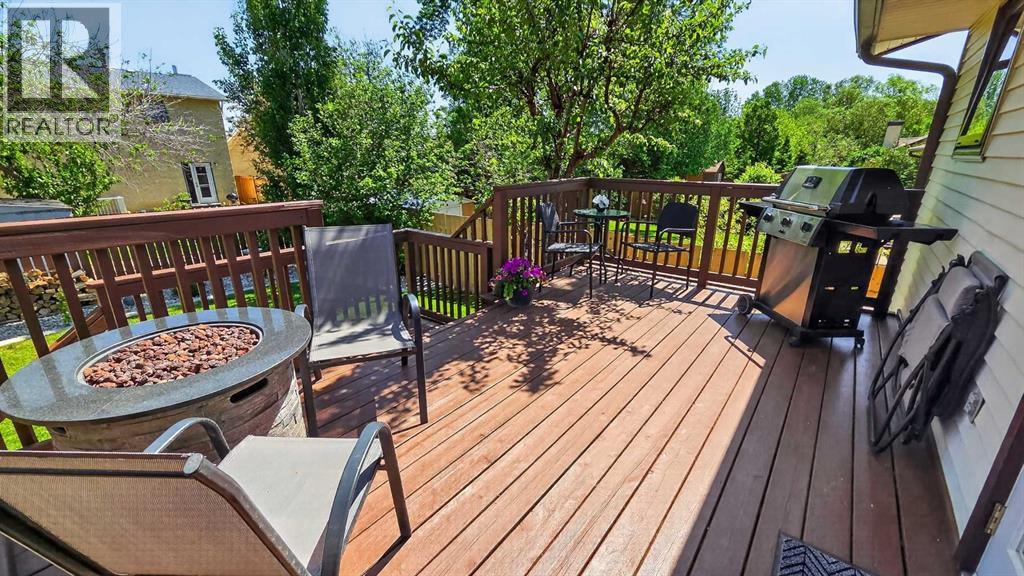 77 Iroquois Crescent W - 42