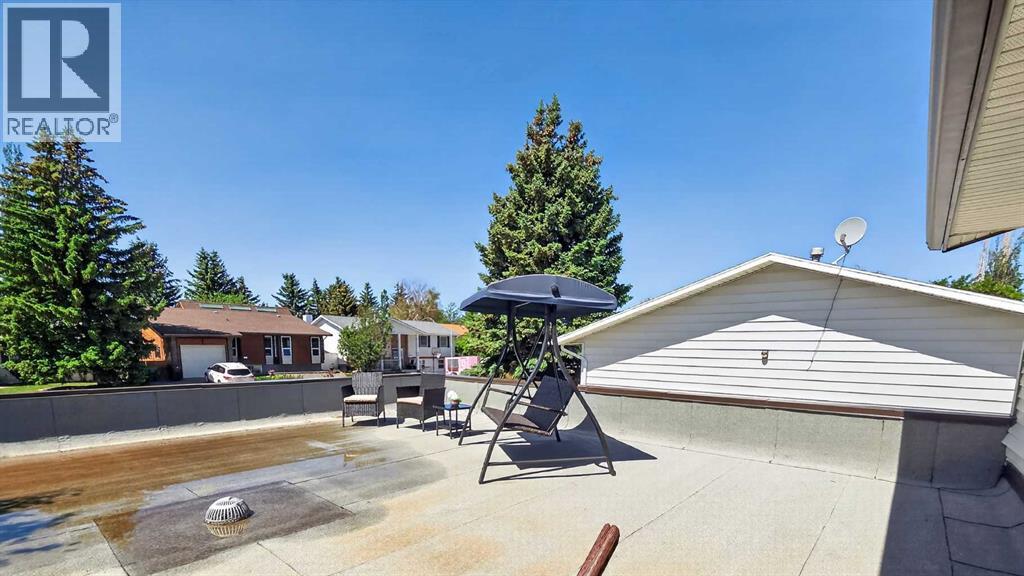 77 Iroquois Crescent W - 45