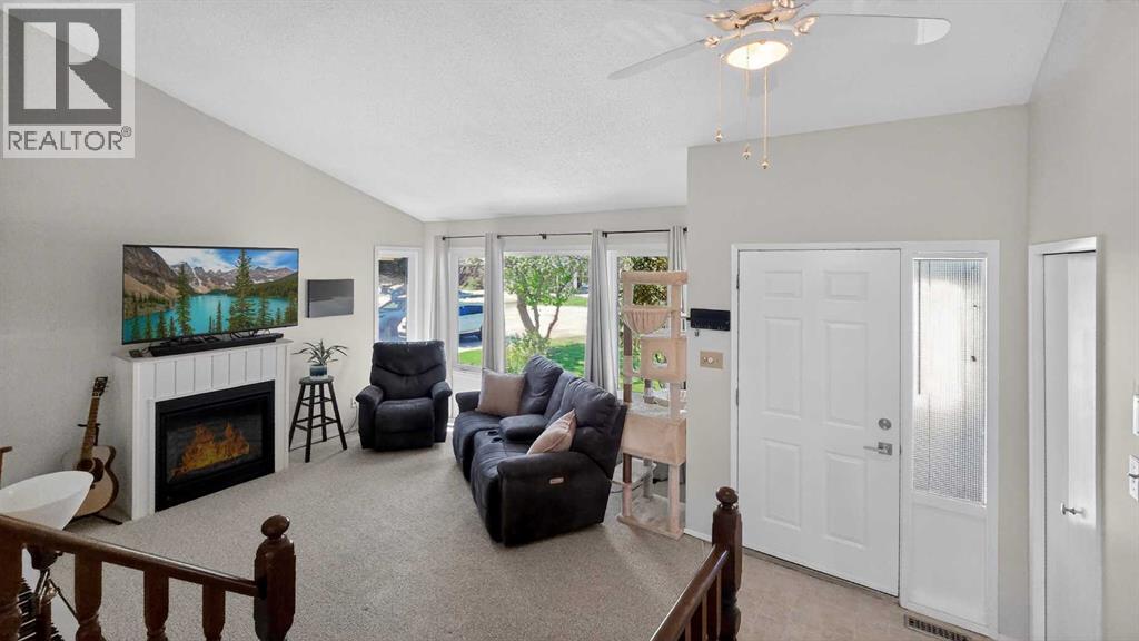 77 Iroquois Crescent W - 6