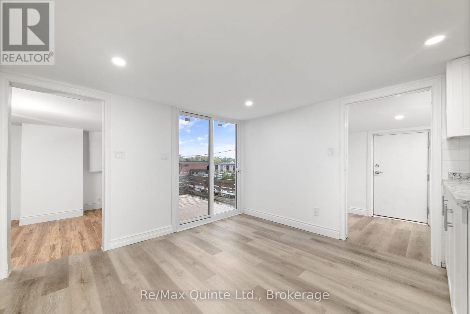78 WALLBRIDGE CRES CRESCENT - 15