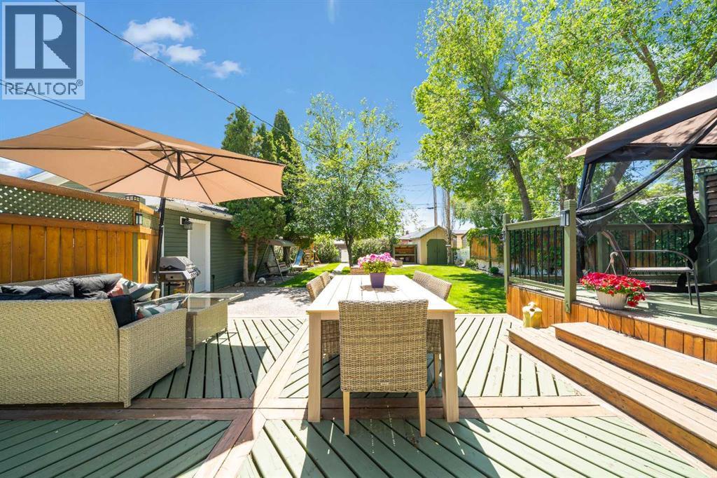 683 7 Street SW - 33
