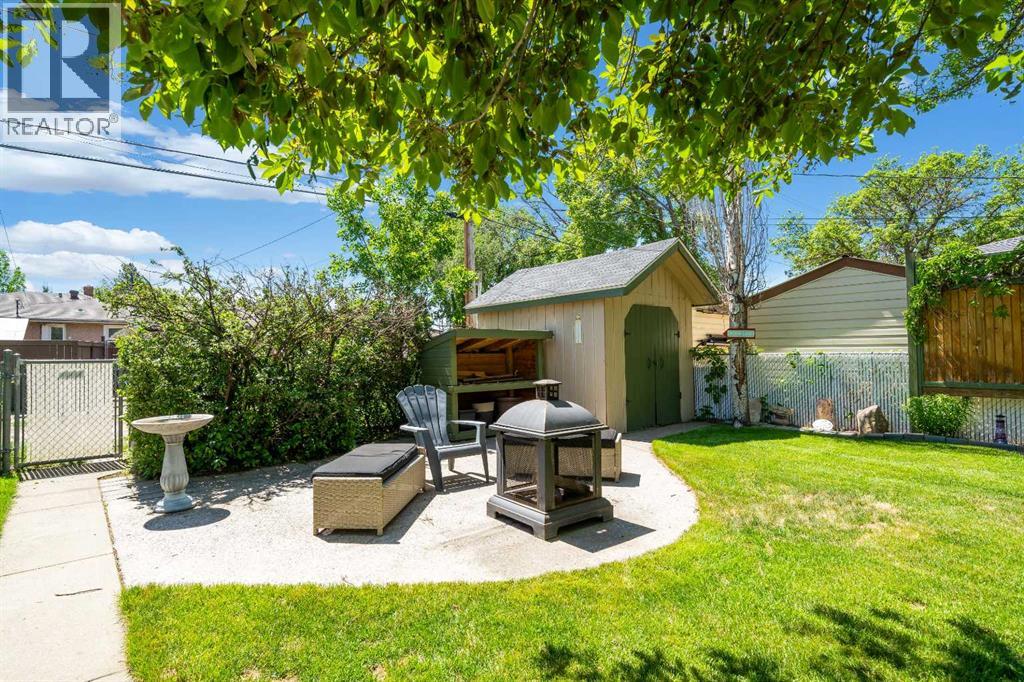 683 7 Street SW - 37
