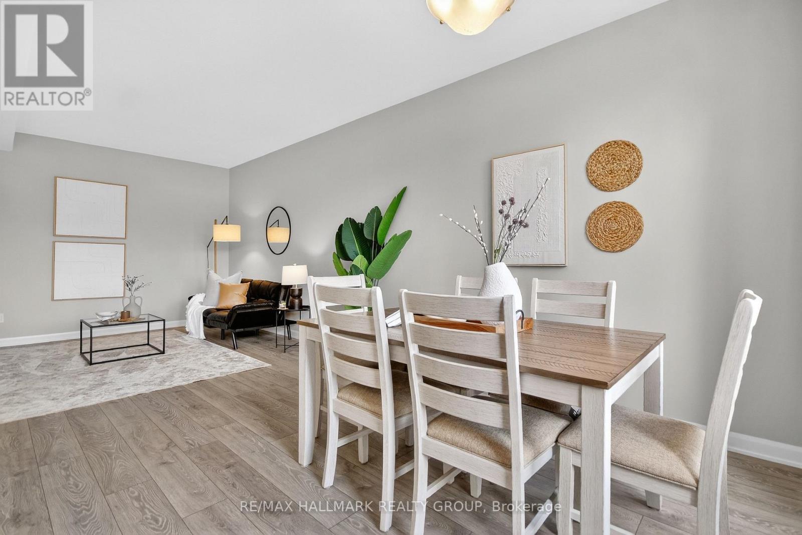 58 TEELIN CIRCLE - 12