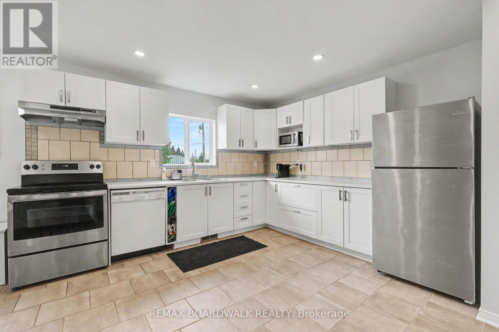 1750 BEDELL ROAD - 9