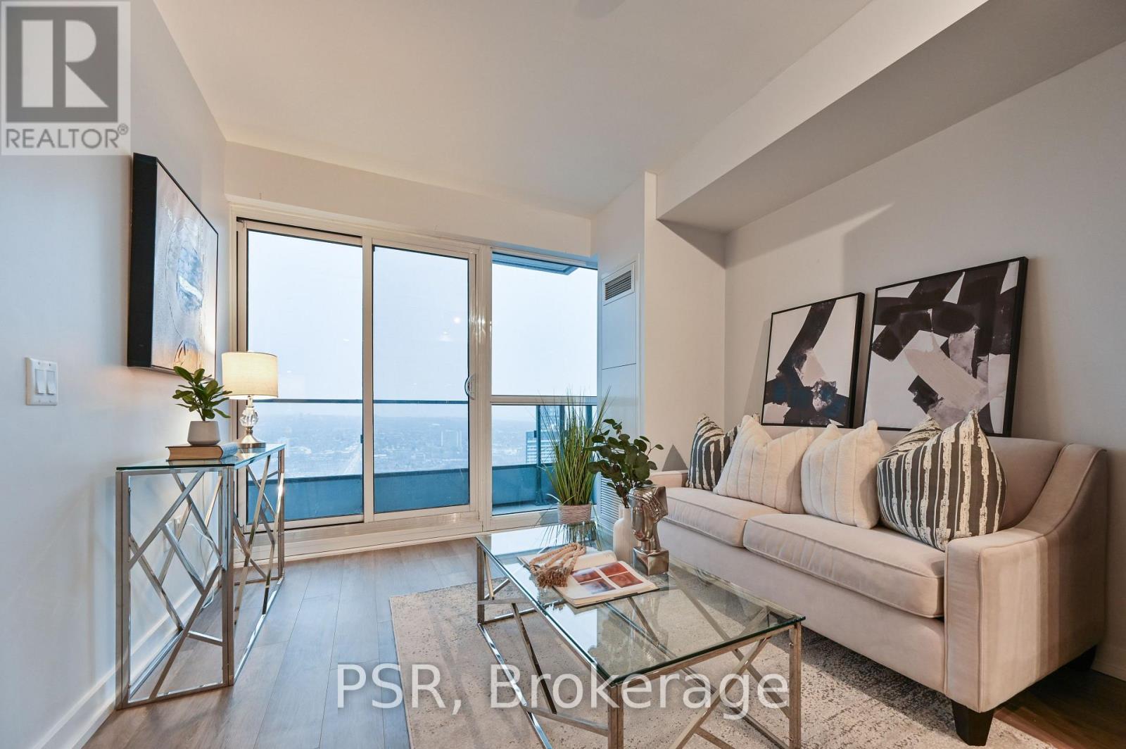 #4409 395 BLOOR STREET E - 6