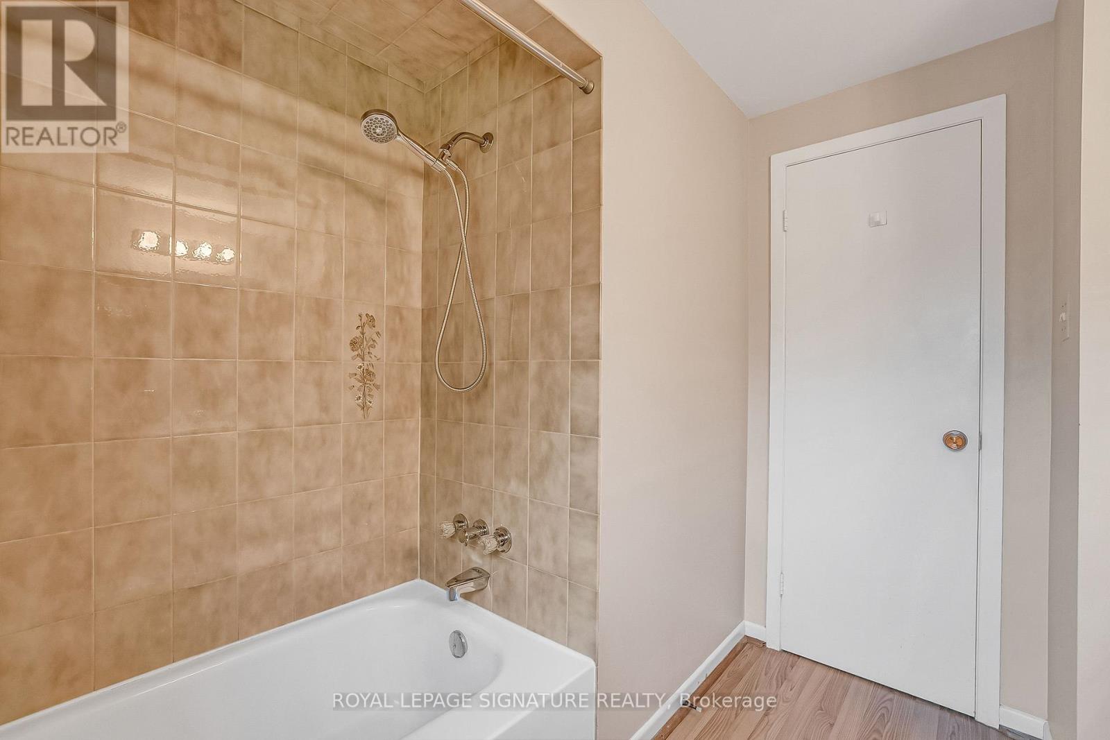 9 MOLLARD ROAD - 29