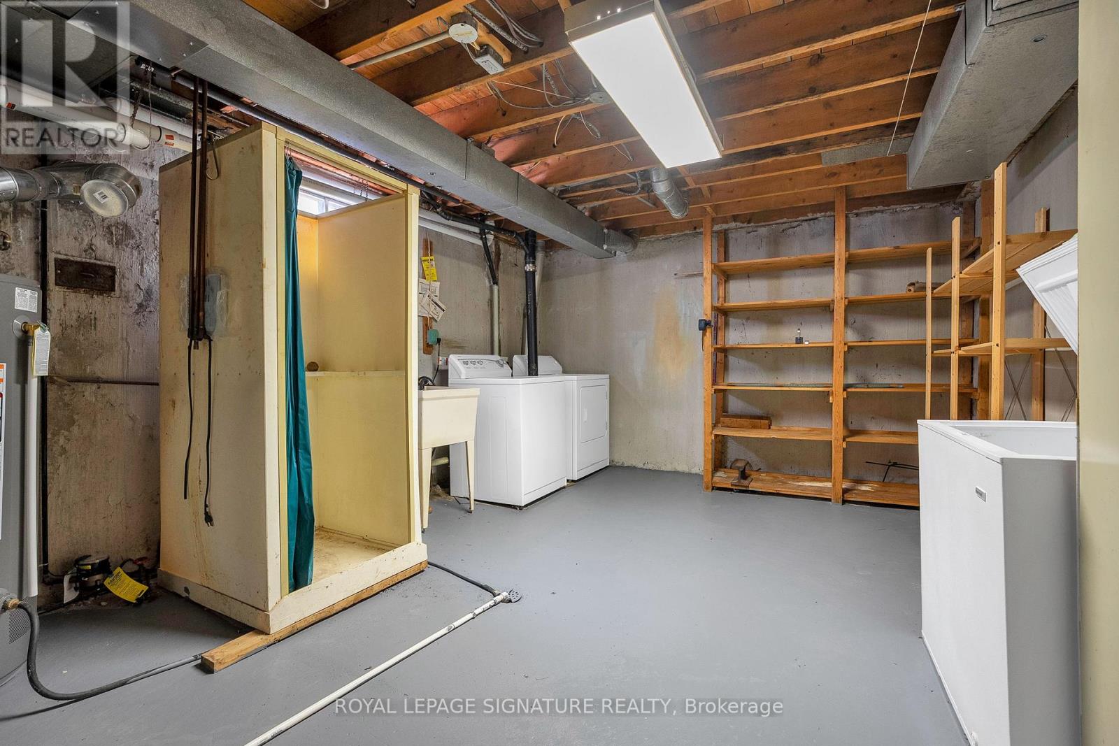 9 MOLLARD ROAD - 33