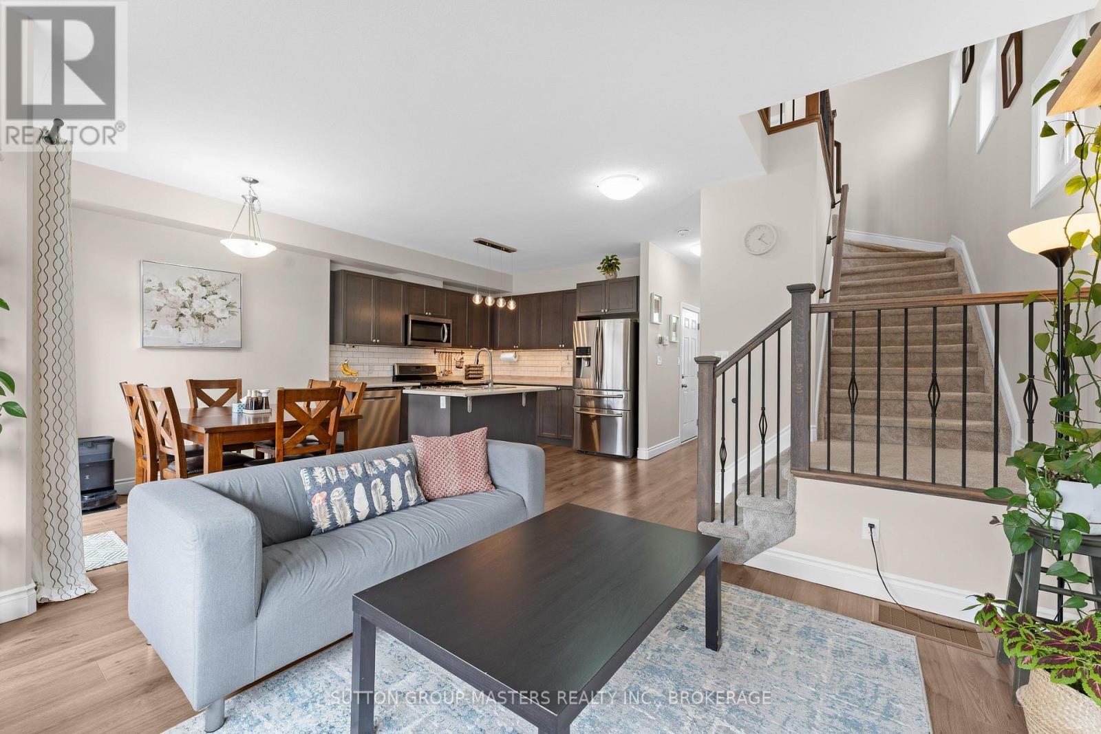 120 HAZLETT STREET - 15