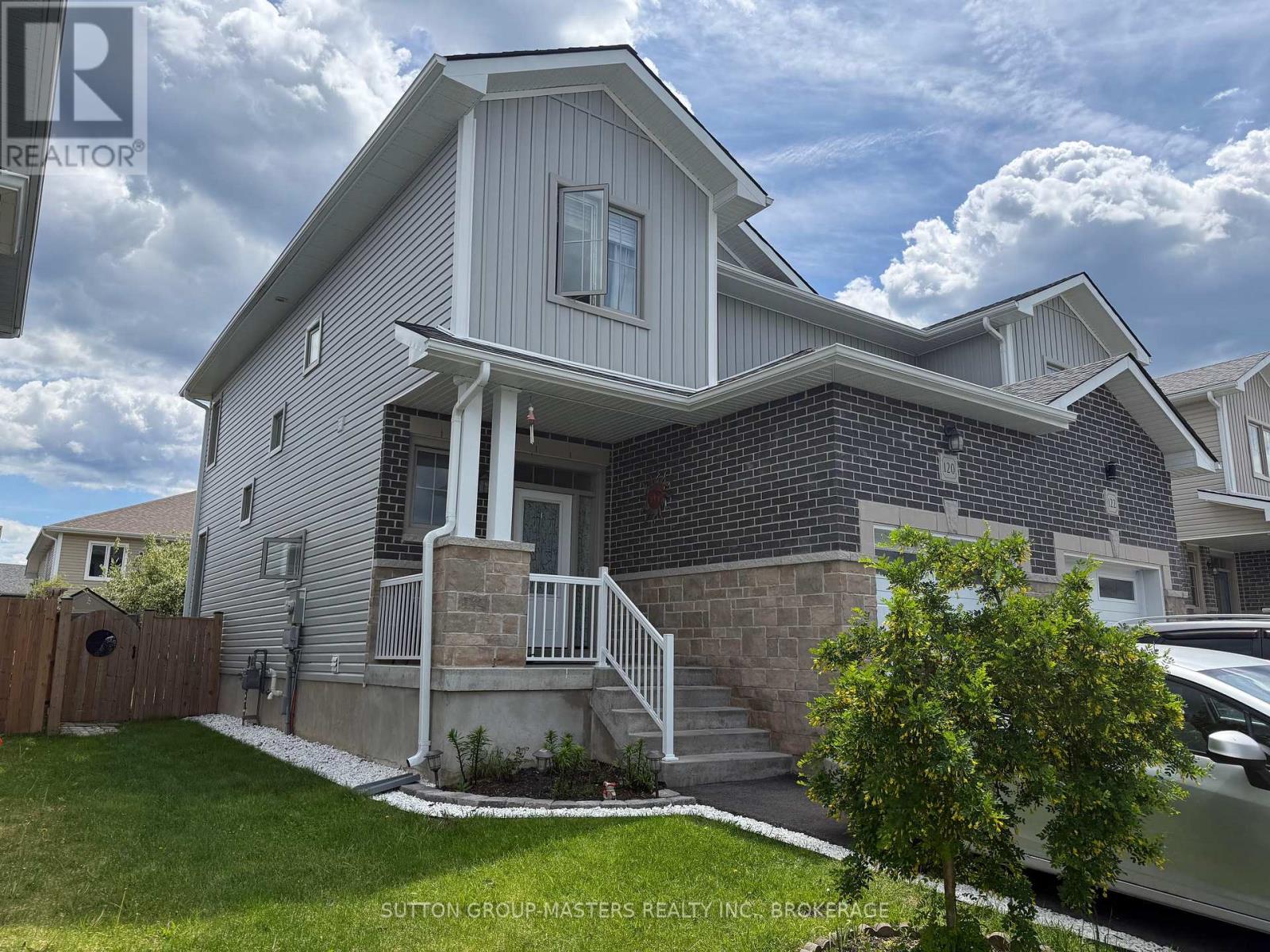 120 HAZLETT STREET - 2