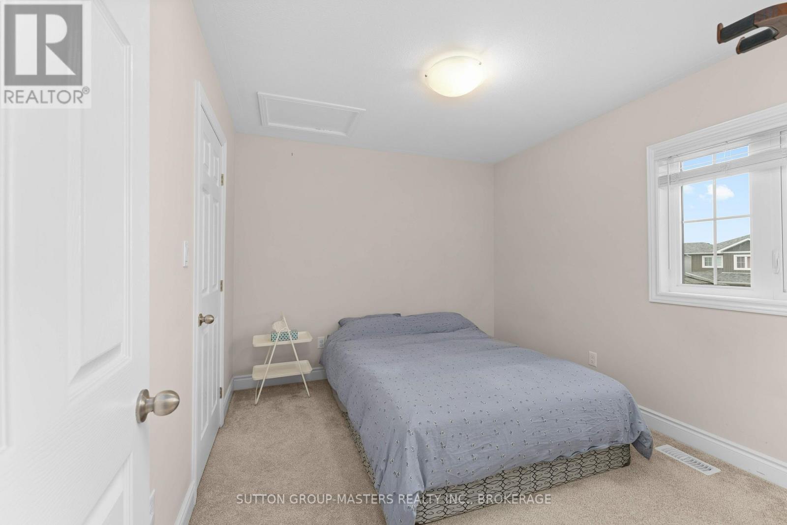 120 HAZLETT STREET - 25