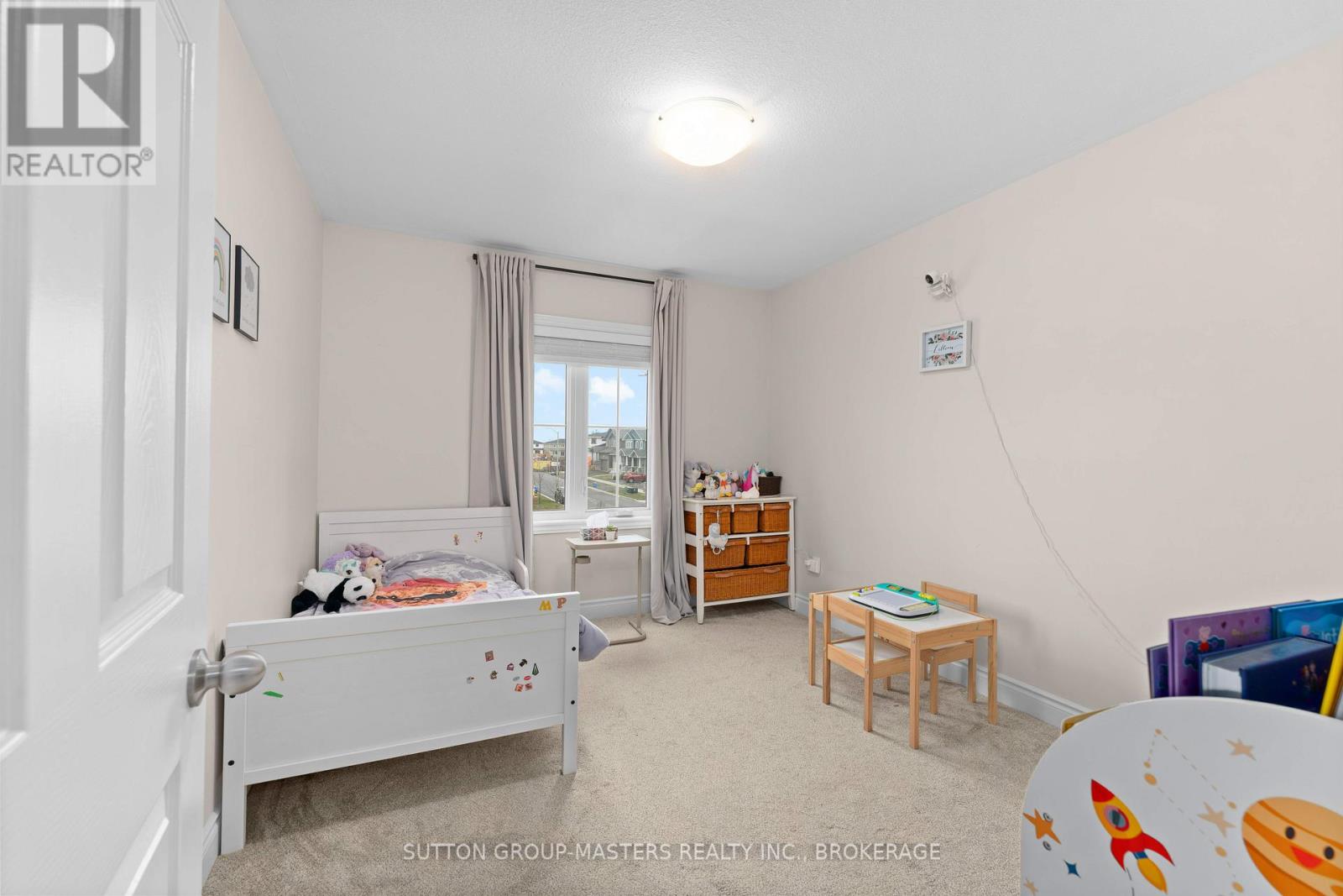 120 HAZLETT STREET - 27