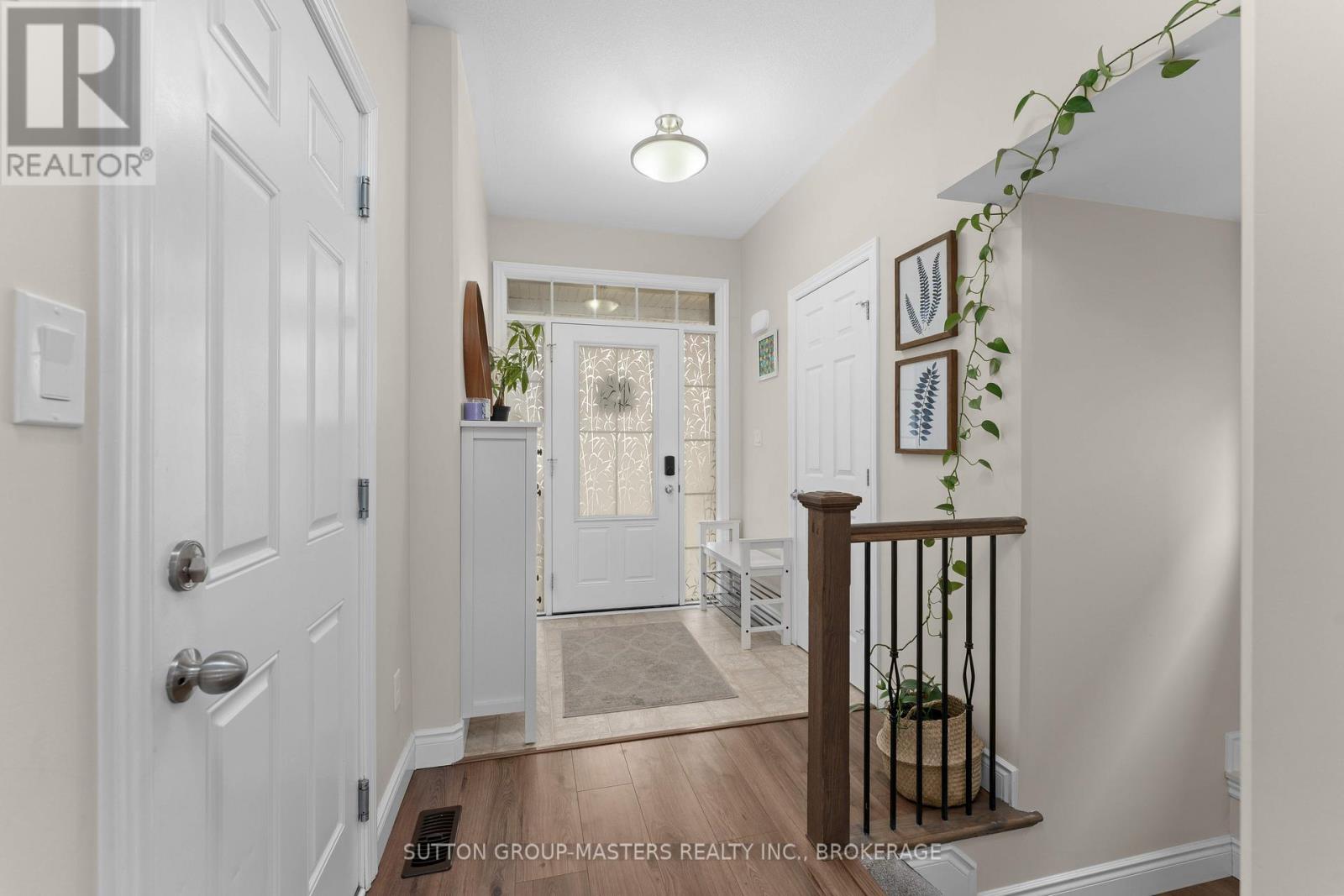 120 HAZLETT STREET - 4
