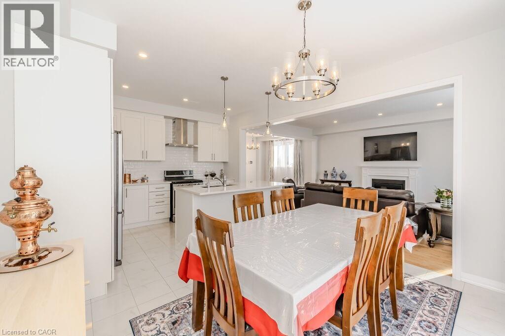 53 MACKAY Drive - 15
