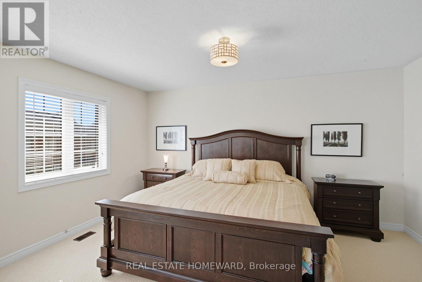 9 TARMACK DRIVE - 24