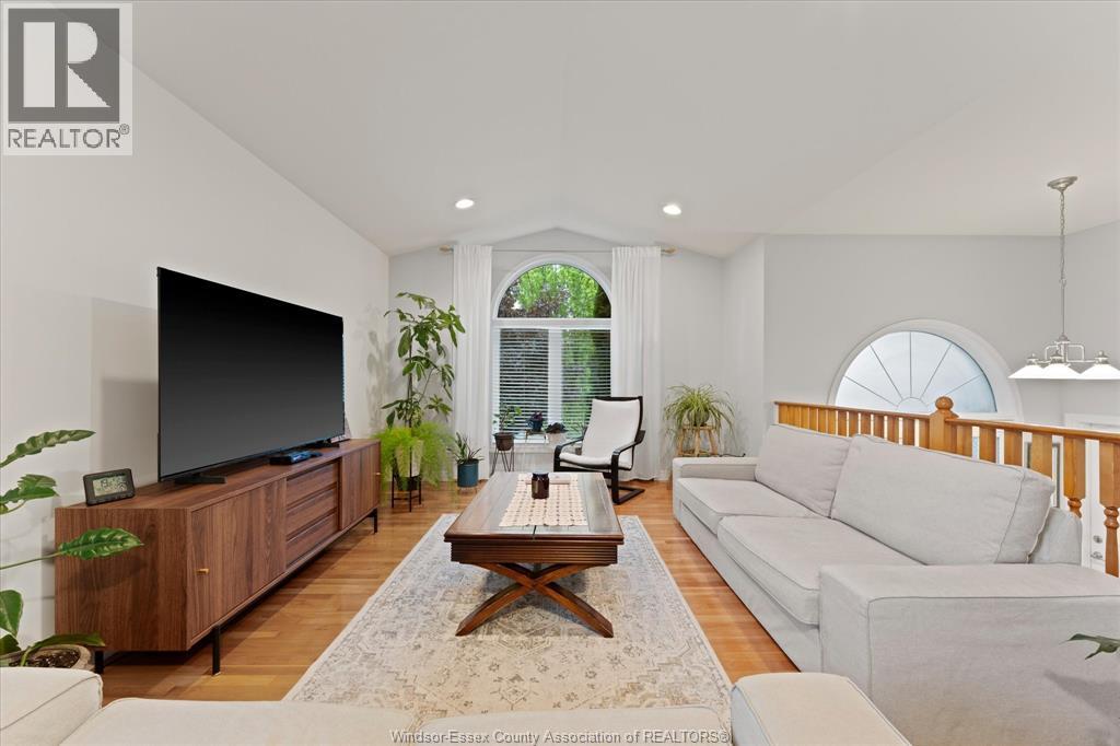 1082 MONARCH MEADOWS - 10