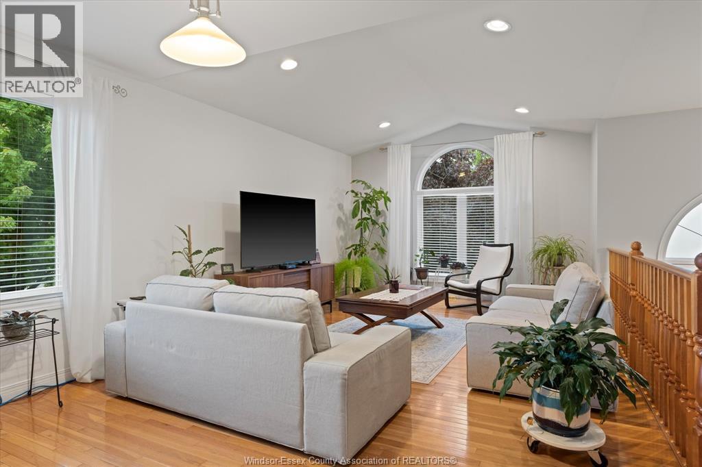 1082 MONARCH MEADOWS - 11