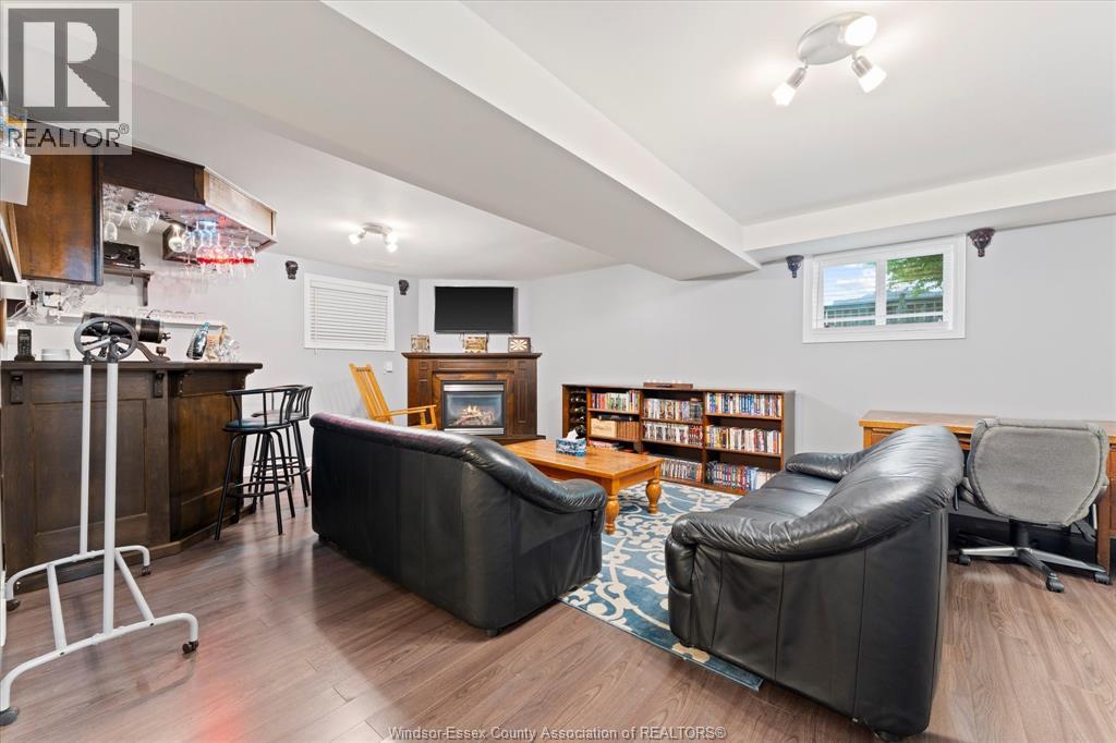 1082 MONARCH MEADOWS - 22