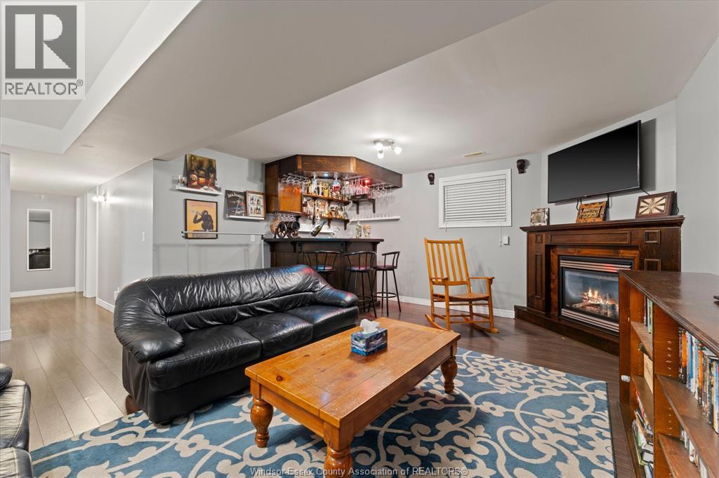 1082 MONARCH MEADOWS - 24