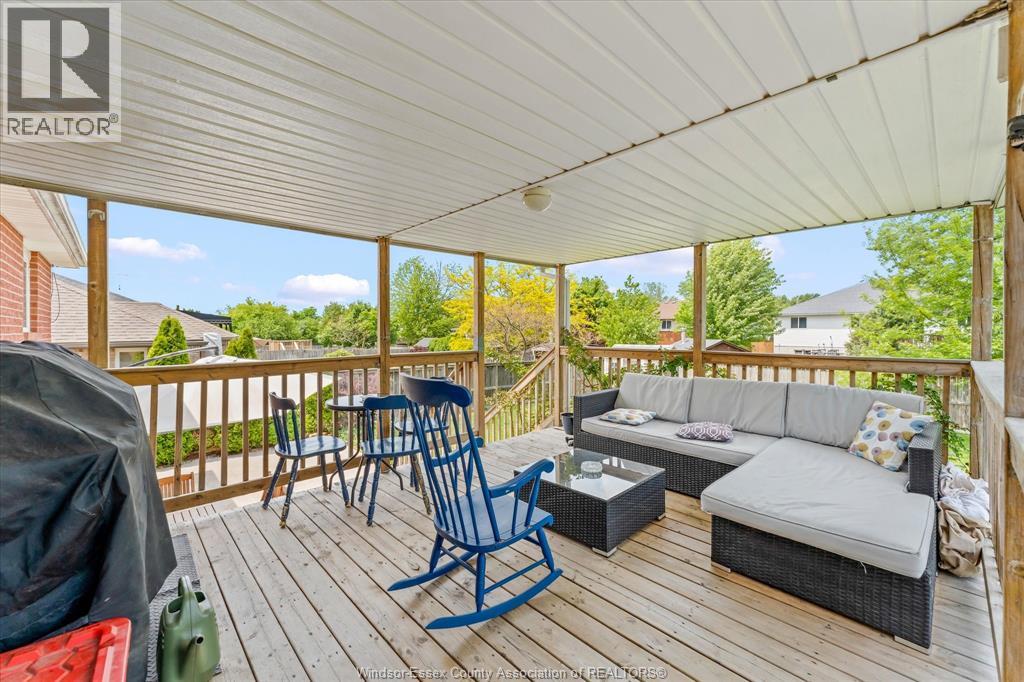 1082 MONARCH MEADOWS - 33