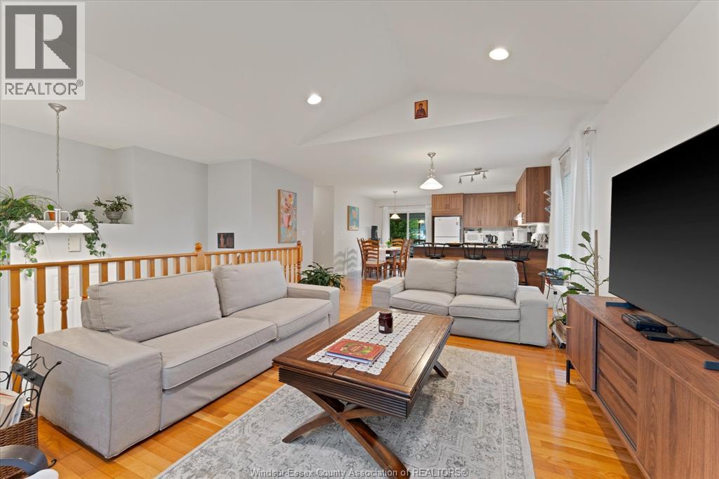 1082 MONARCH MEADOWS - 8