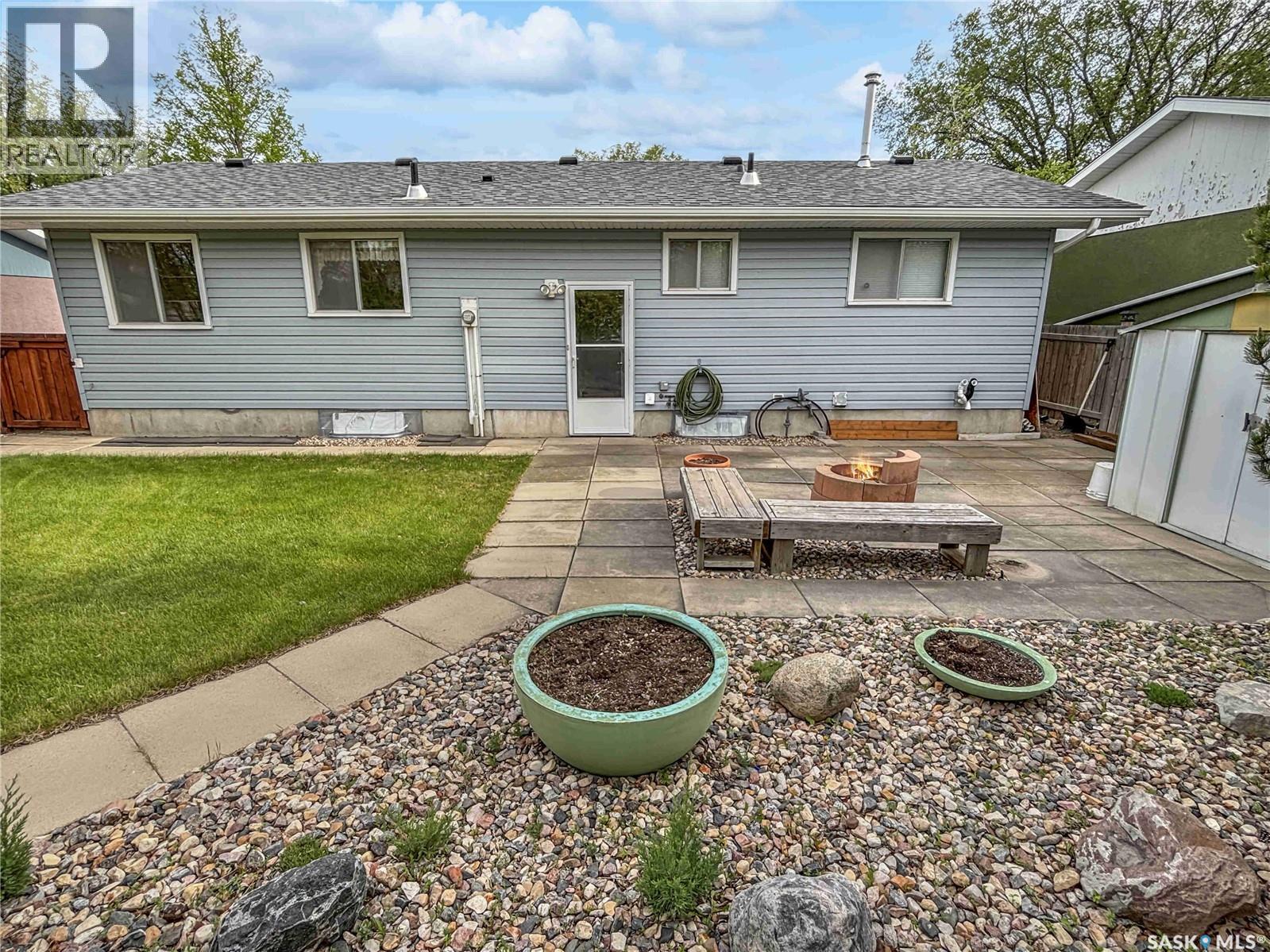 2606 37th STREET W - 23