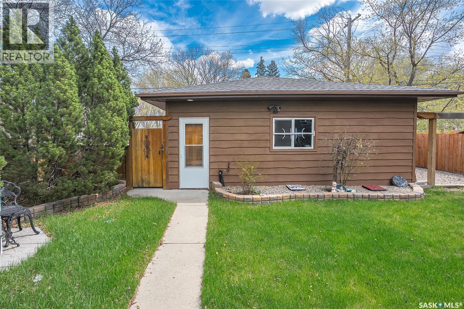 444 Q AVENUE N - 55