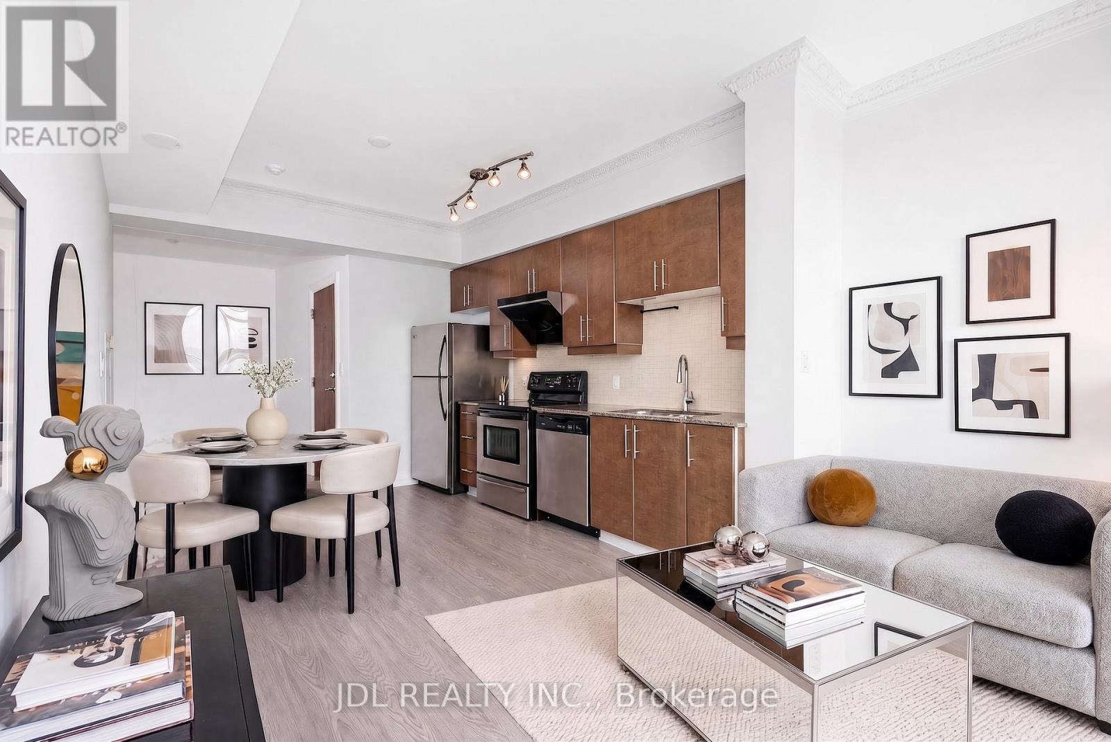 #4006 16 HARBOUR STREET - 7