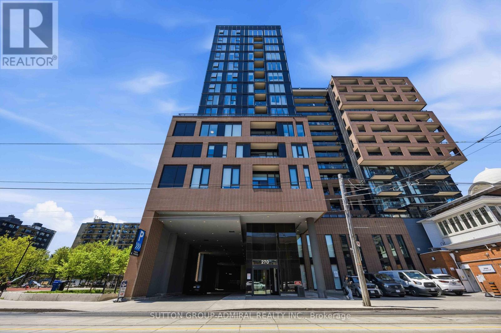 Listing photo of 902 - 270 DUFFERIN STREET