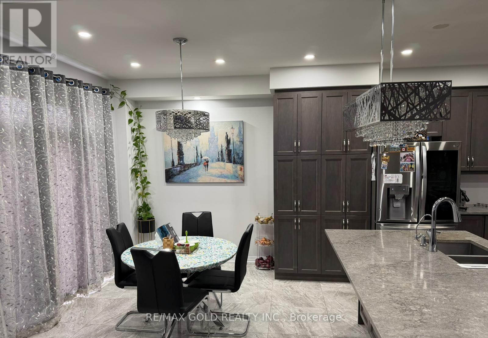 109 SILVERWOOD CRESCENT - 5